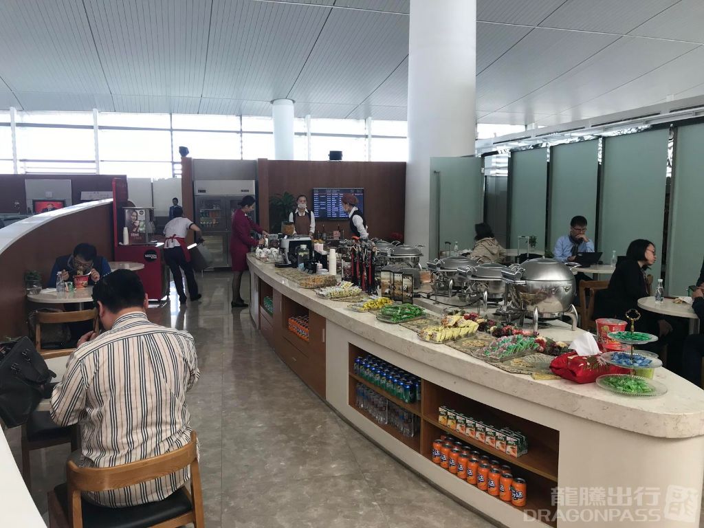 Бизнес-зал V7 International First Class Lounge (T2) в аэропорту Нанкин Лукоу (NKG)