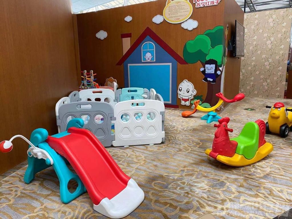 Бизнес-зал V7 International First Class Lounge (T2) в аэропорту Нанкин Лукоу (NKG)