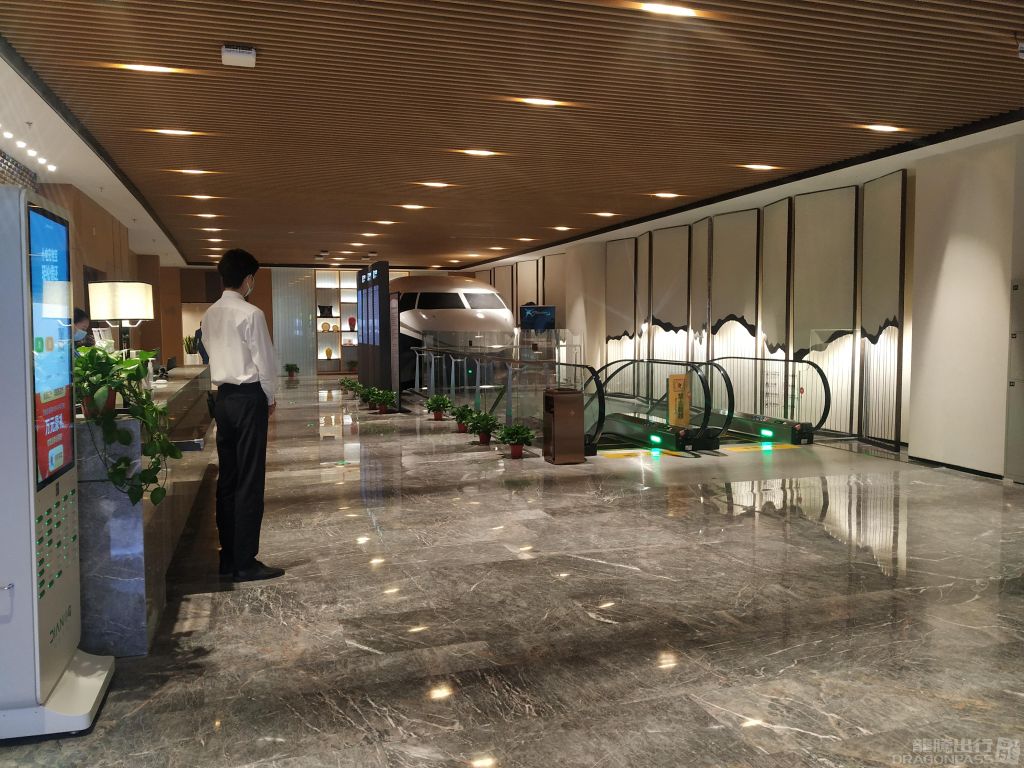 Бизнес-зал V9 Business Lounge в аэропорту Нанкин Лукоу (NKG)