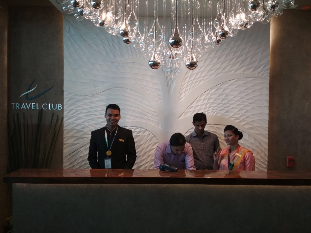 Бизнес-зал Adani Lounge в аэропорту Чатрапати Шиваджи (BOM)