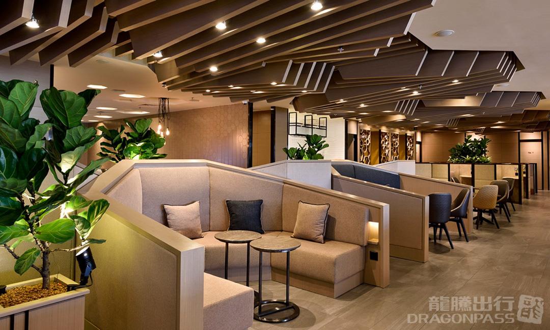 Бизнес-зал Plaza Premium Lounge в аэропорту Чанги (SIN)