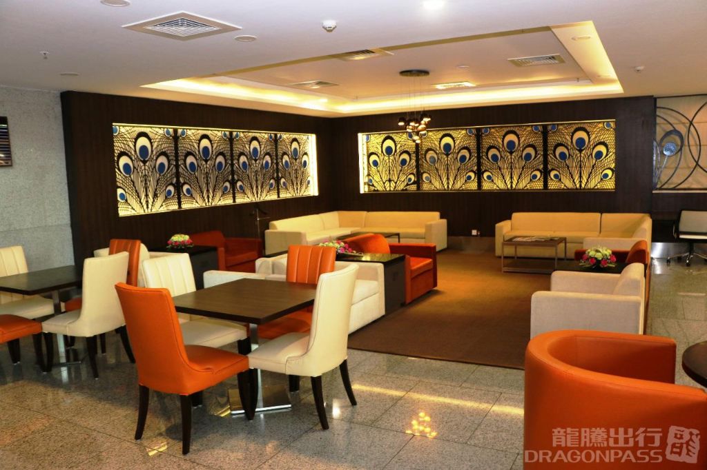 Бизнес-зал Aviserv Lounge (East Wing) в аэропорту Чатрапати Шиваджи (BOM)