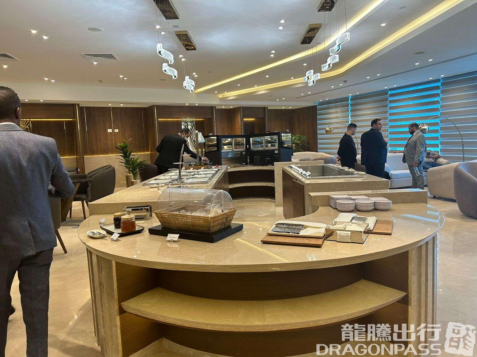 Бизнес-зал First Class "E" Lounge в аэропорту Каир (CAI)