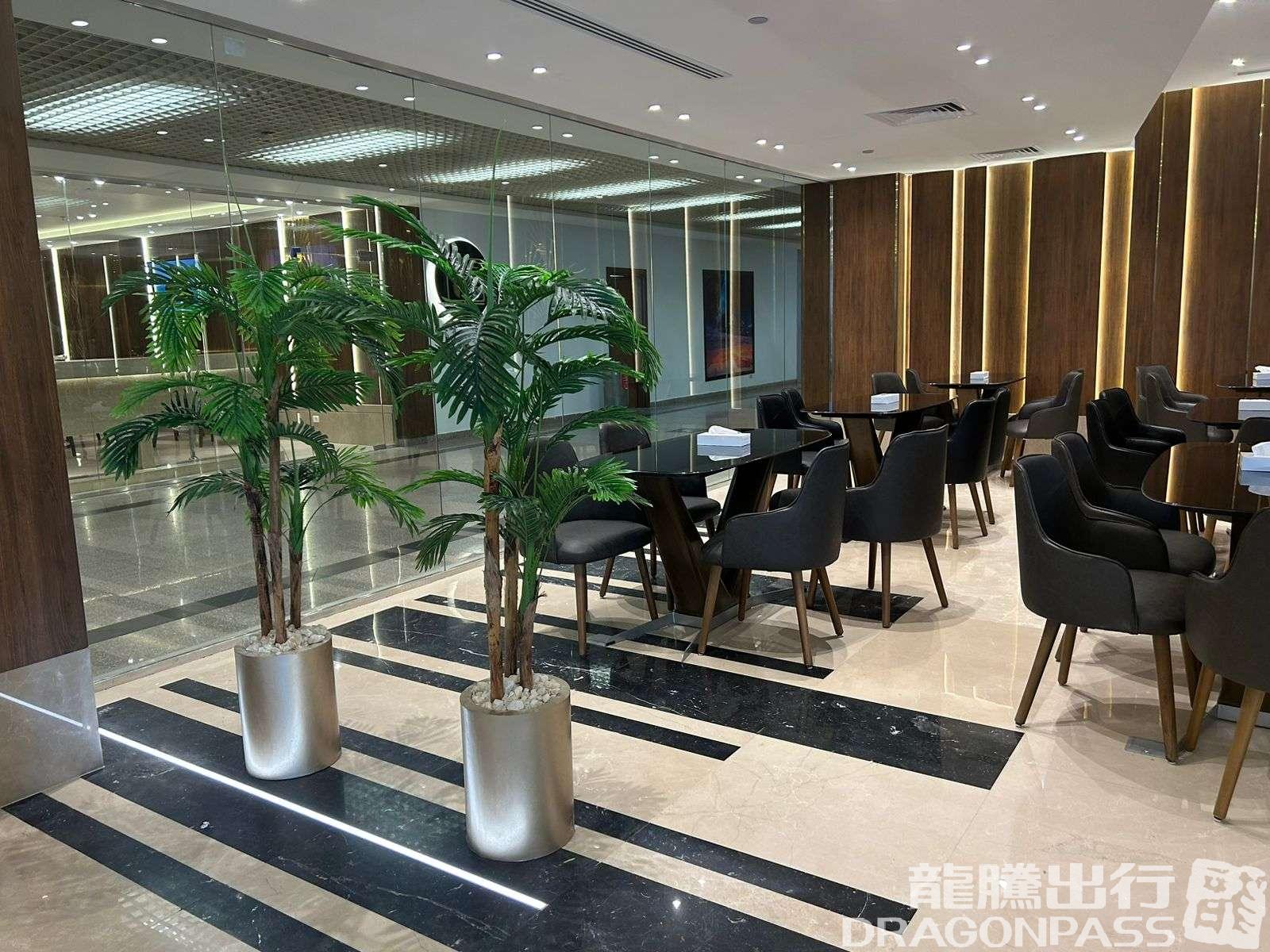 Бизнес-зал First Class "E" Lounge в аэропорту Каир (CAI)
