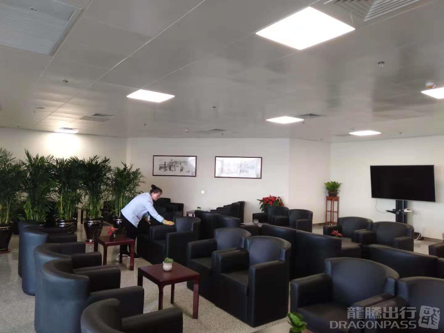 Бизнес-зал First Class Lounge в аэропорту Лунцзя (CGQ)
