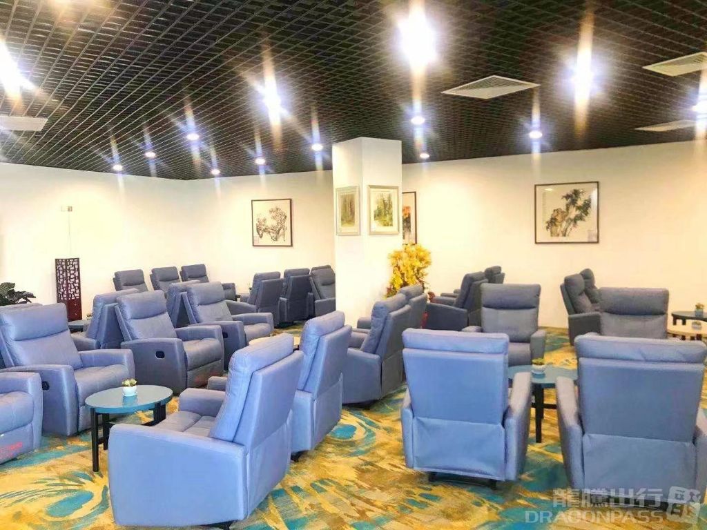 Бизнес-зал First Class Lounge в аэропорту Лунцзя (CGQ)