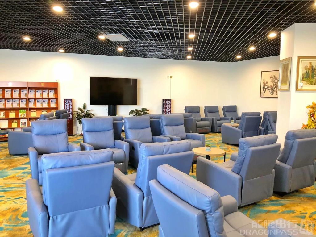 Бизнес-зал First Class Lounge в аэропорту Лунцзя (CGQ)