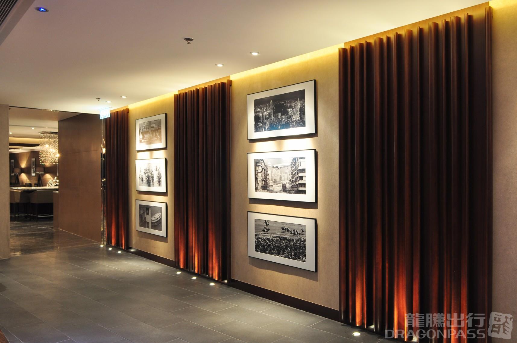 Бизнес-зал Plaza Premium Lounge (Gate 1) в аэропорту Гонконг (HKG)