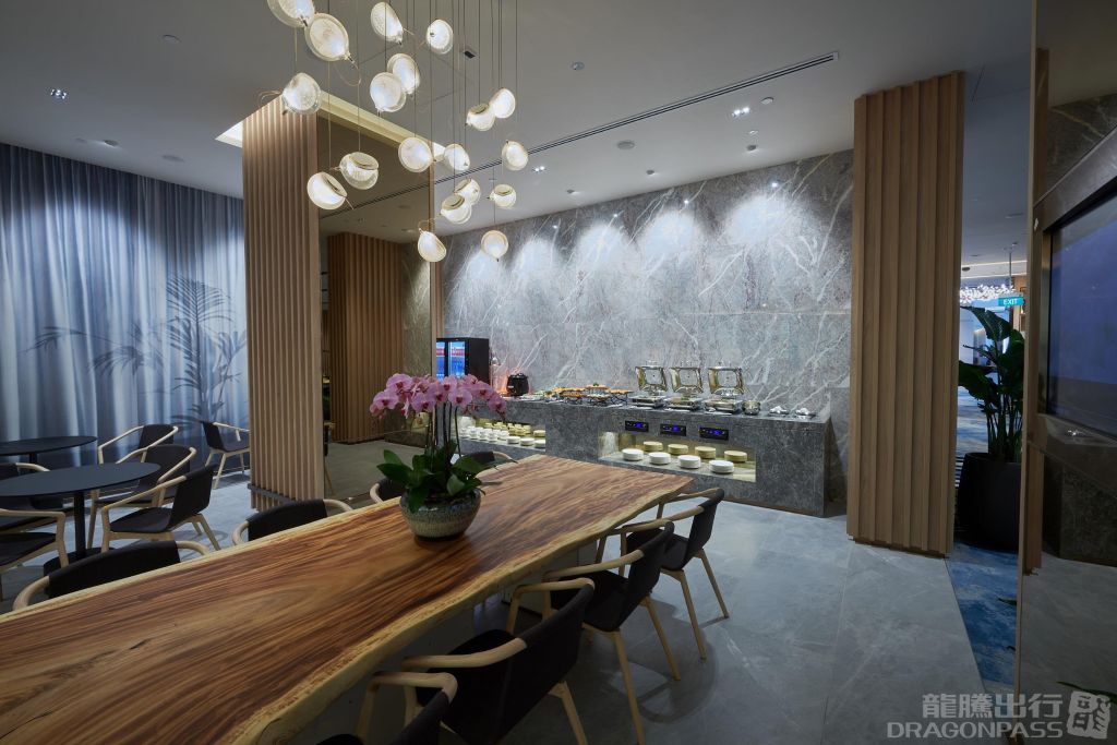 Бизнес-зал Changi Lounge в аэропорту Чанги (SIN)