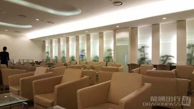 Бизнес-зал KAL Lounge в аэропорту Кимхэ (PUS)