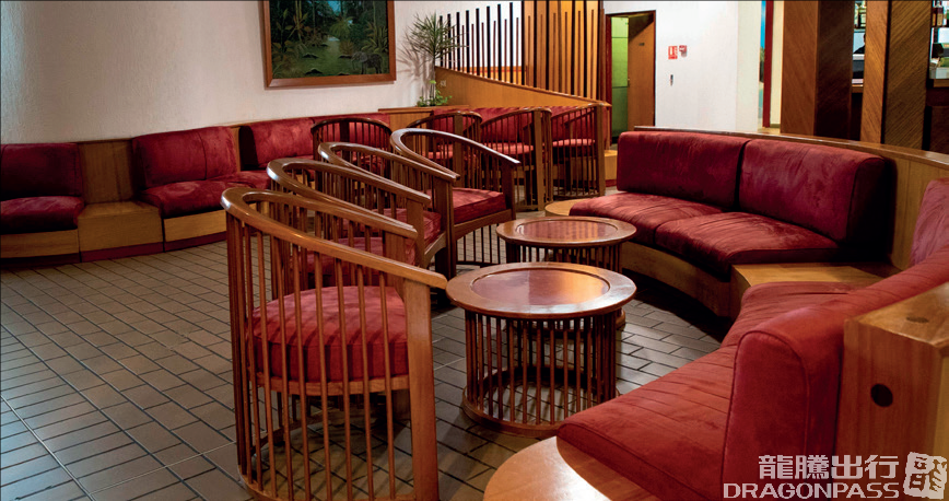 Бизнес-зал Salon Samba в аэропорту Международный аэропорт Леон-Мба (LBV)