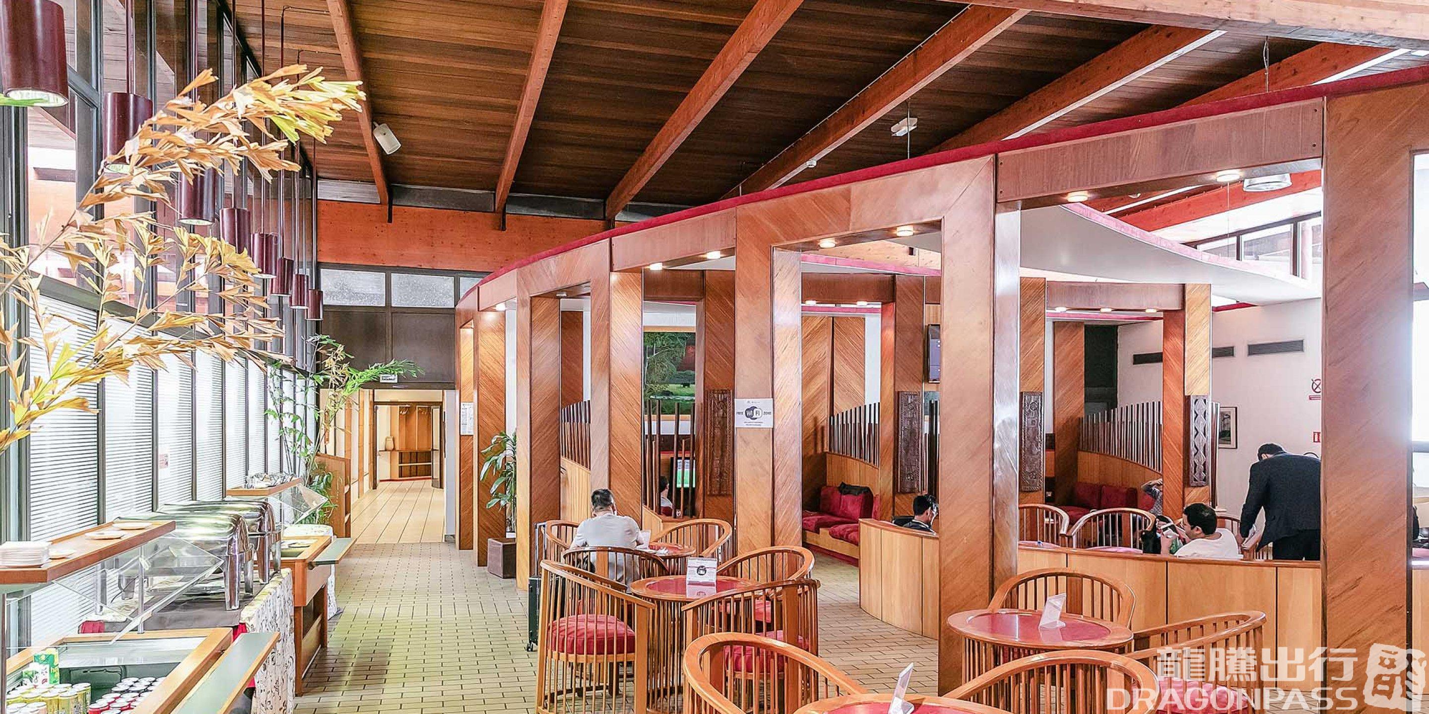 Бизнес-зал Salon Samba в аэропорту Международный аэропорт Леон-Мба (LBV)