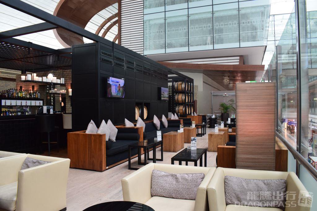 Бизнес-зал Ahlan Lounge @B в аэропорту Дубай (DXB)