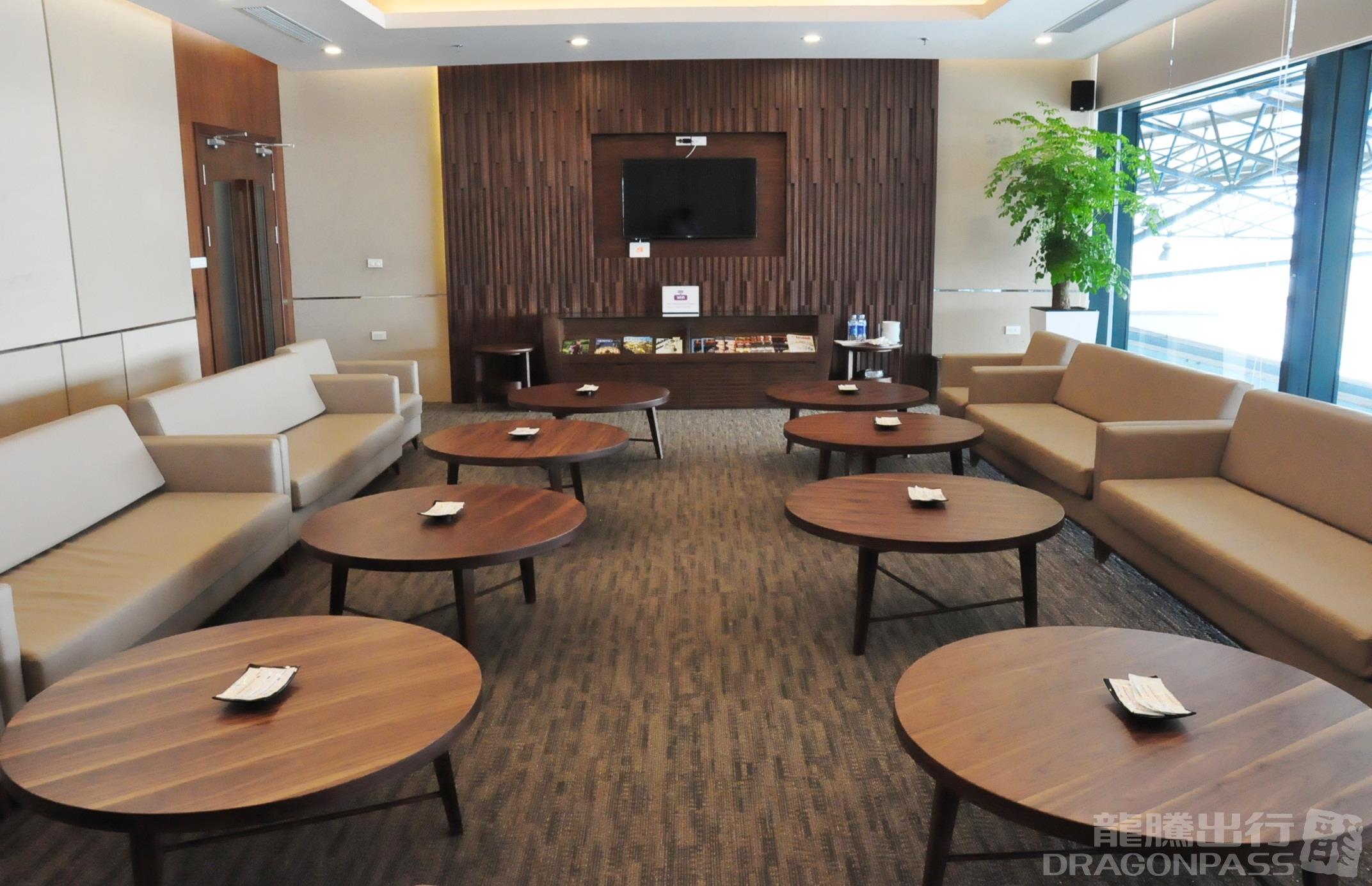 Бизнес-зал Vietnam Airlines Lotus Lounge в аэропорту Нойбай (HAN)