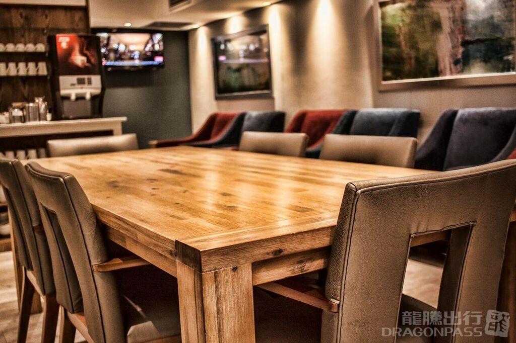 Бизнес-зал Bidvest Premier Lounge в аэропорту Международный аэропорт Брама Фишера (BFN)