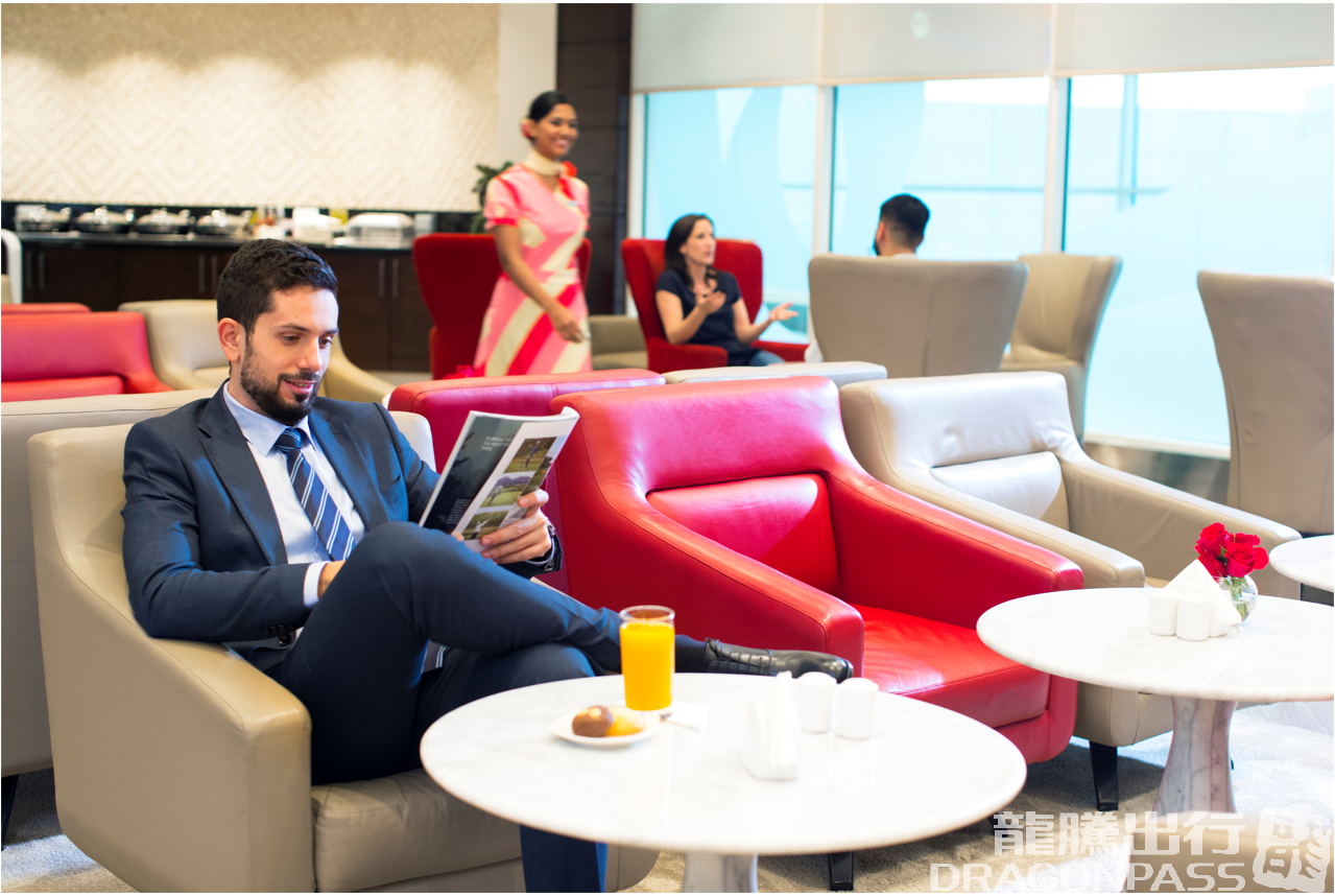 Бизнес-зал Marhaba Lounge (Concourse D) в аэропорту Дубай (DXB)