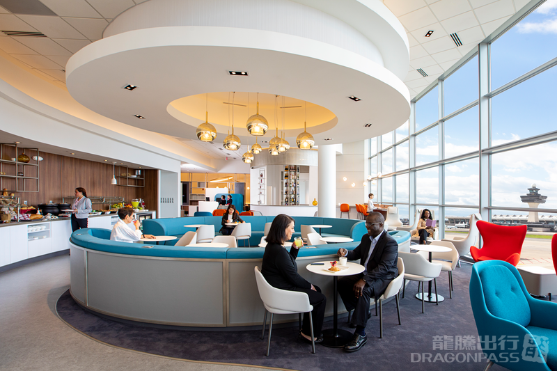 Бизнес-зал Air France - KLM Lounge в аэропорту Международный аэропорт Вашингтон Даллес (IAD)