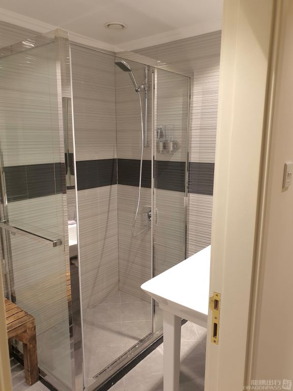 Бизнес-зал sleep 'n fly Sleep Lounge & Showers (Concourse D) в аэропорту Дубай (DXB)