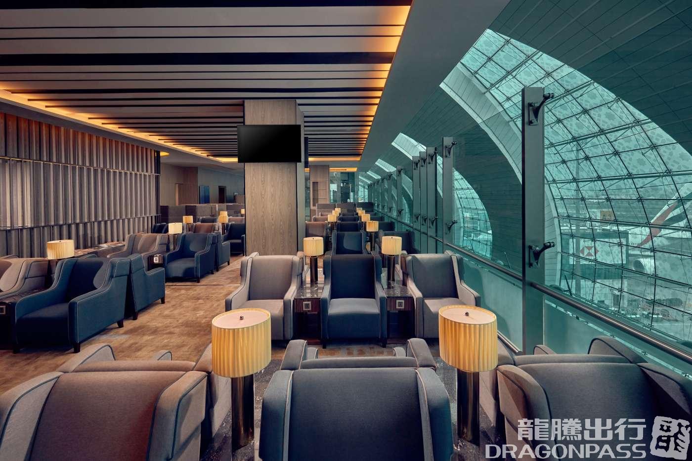 Бизнес-зал Plaza Premium Lounge (Concourse A) в аэропорту Дубай (DXB)