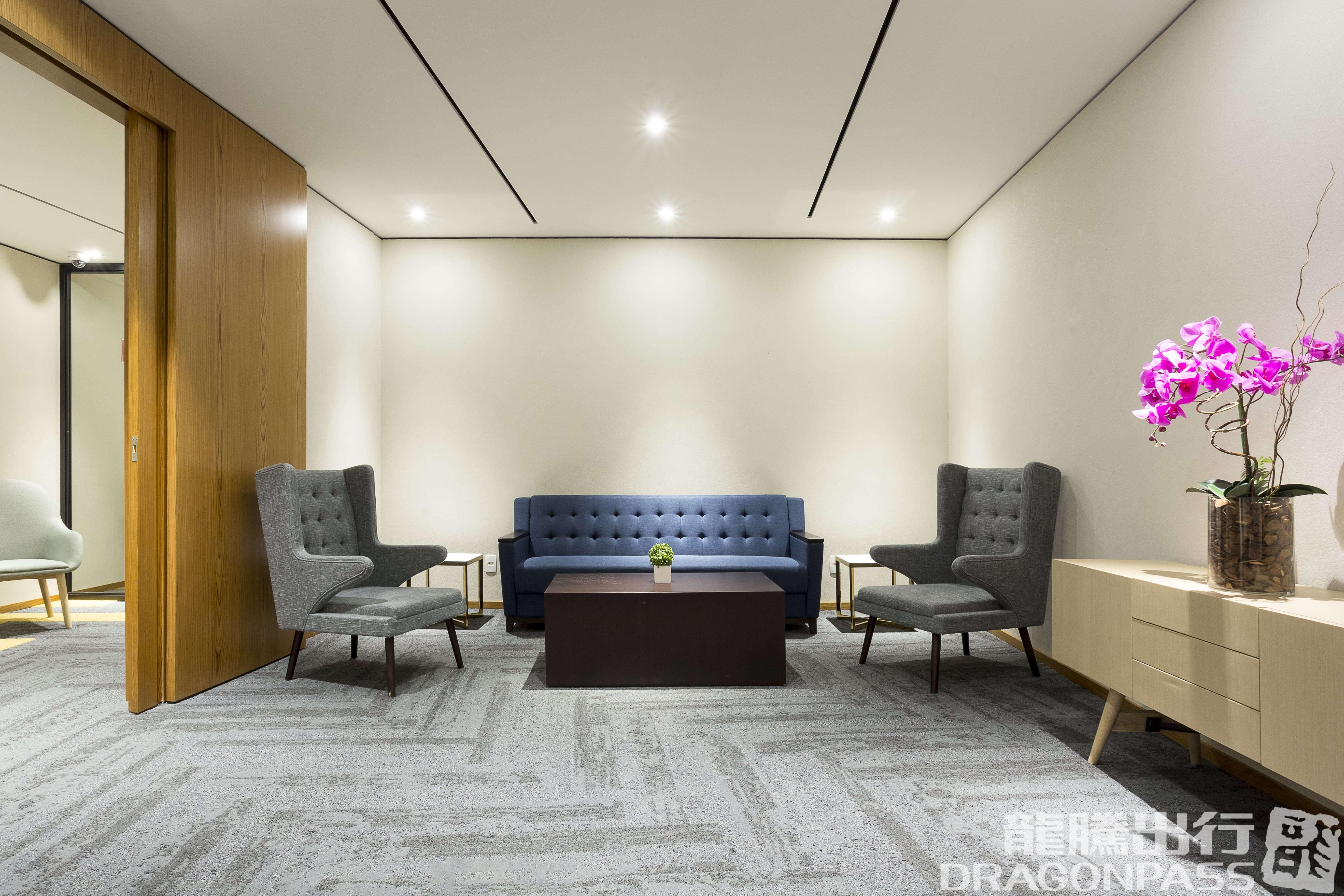 Бизнес-зал Plaza Premium Lounge (Arrivals) в аэропорту Галеан (GIG)