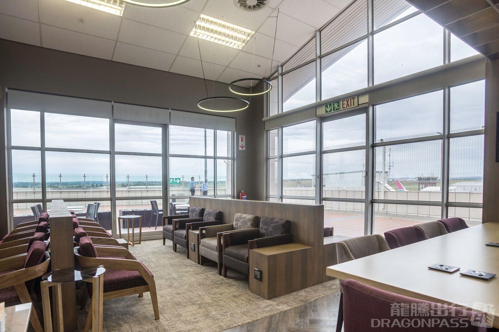Бизнес-зал Bidvest Premier Lounge в аэропорту Международный аэропорт Лансерия (HLA)