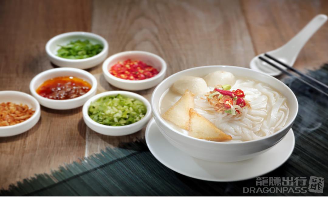 Бизнес-зал Plaza Premium Lounge (Gate 35) в аэропорту Гонконг (HKG)