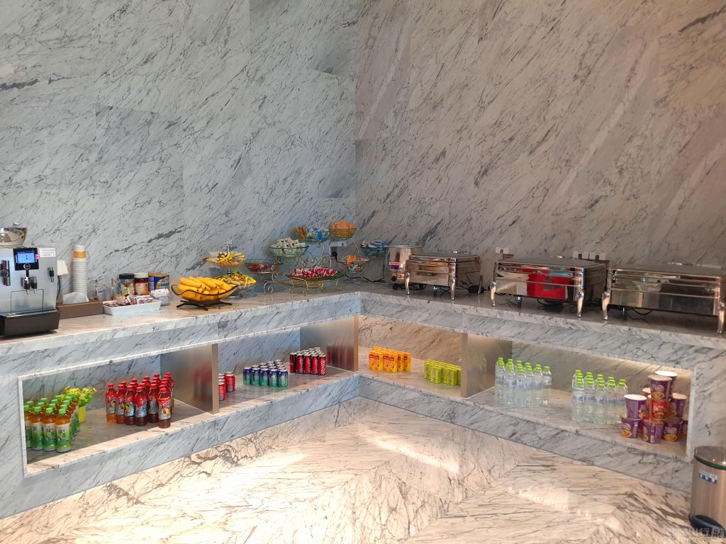 Бизнес-зал First Class Lounge No.6 в аэропорту Ухань-Тяньхэ (WUH)