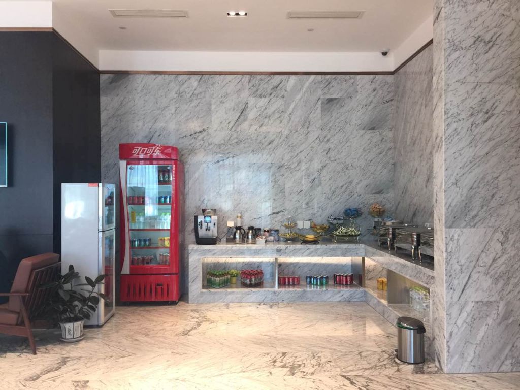 Бизнес-зал First Class Lounge No.6 в аэропорту Ухань-Тяньхэ (WUH)