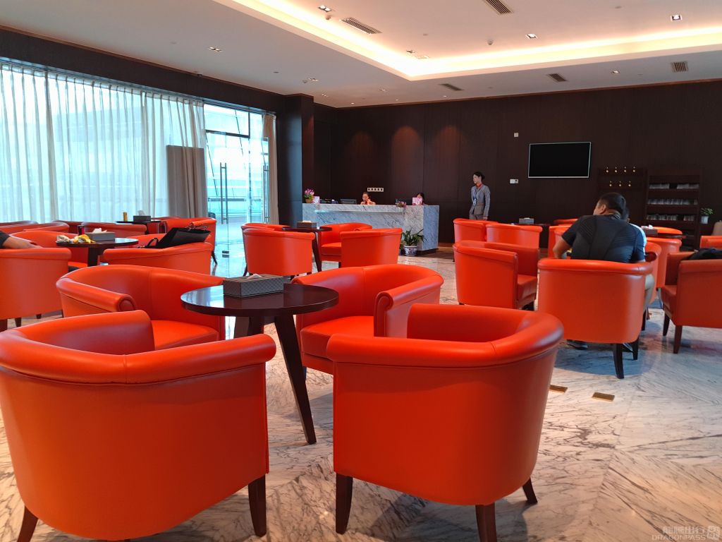 Бизнес-зал First Class Lounge No.6 в аэропорту Ухань-Тяньхэ (WUH)