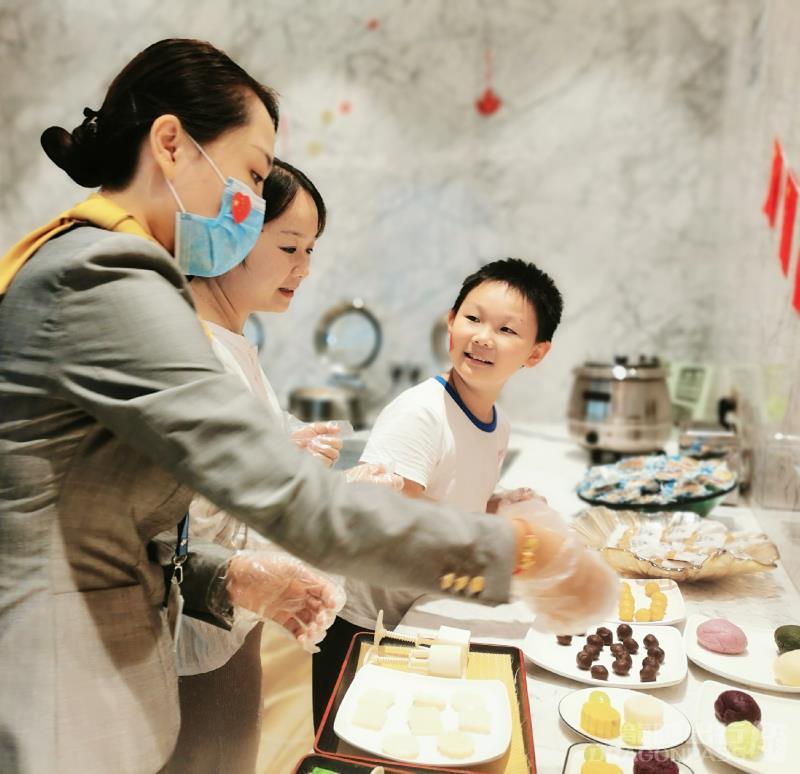 Бизнес-зал First Class Lounge No.8 в аэропорту Ухань-Тяньхэ (WUH)