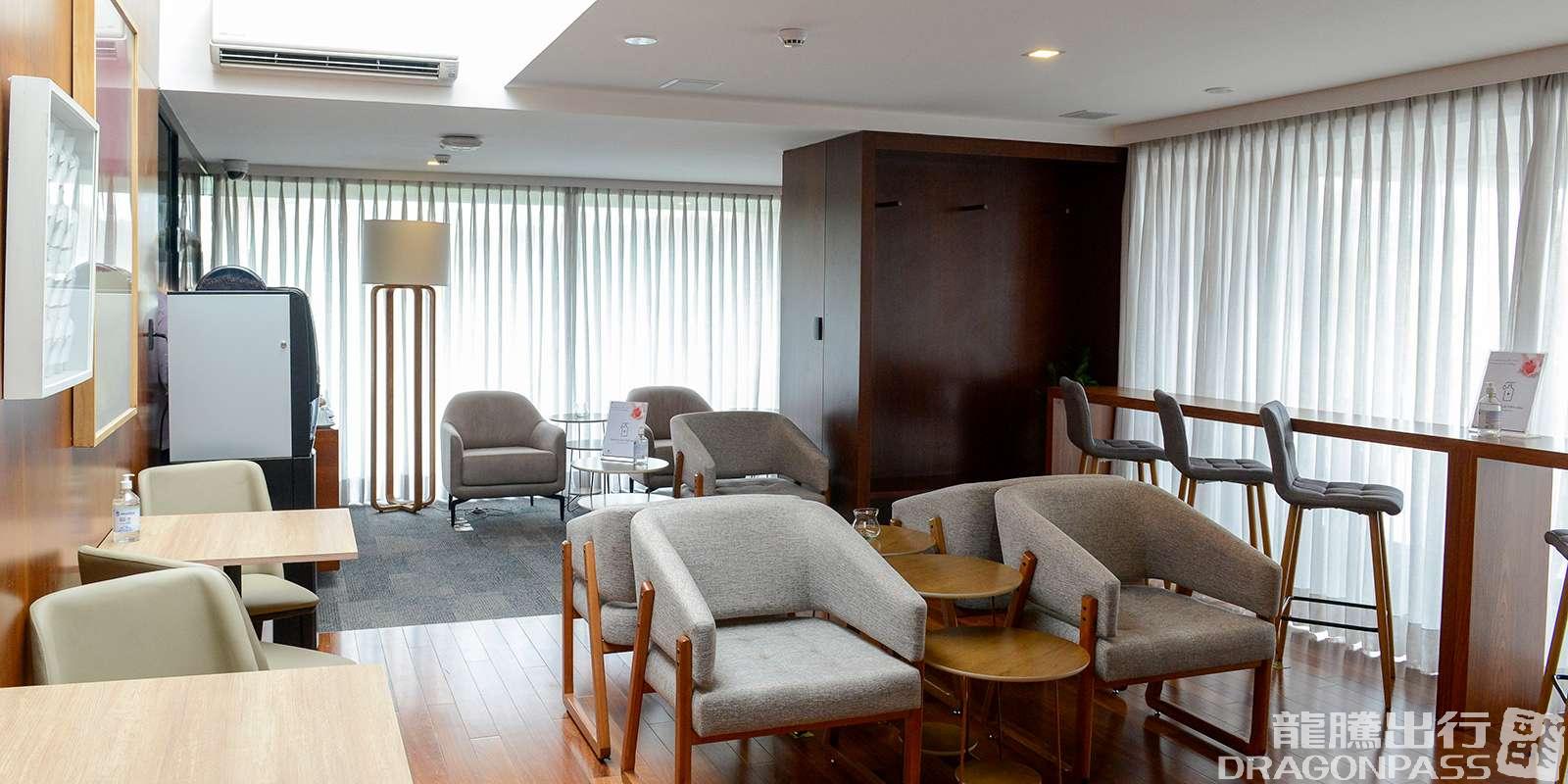 Бизнес-зал Plaza Premium Lounge в аэропорту Гуарульюс (GRU)