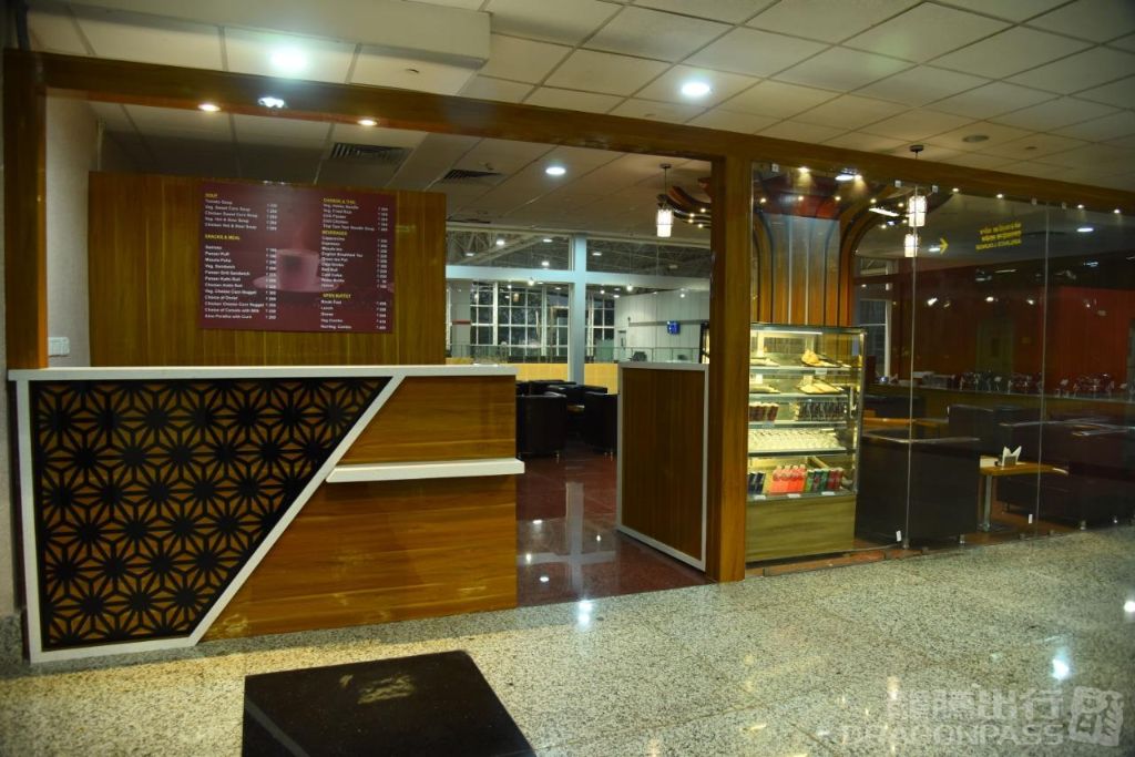 Бизнес-зал Premium Lounge в аэропорту Вадодара (BDQ)