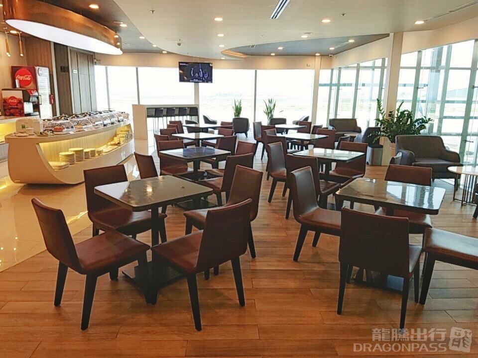 Бизнес-зал Sun Coast в аэропорту Камрань (CXR)