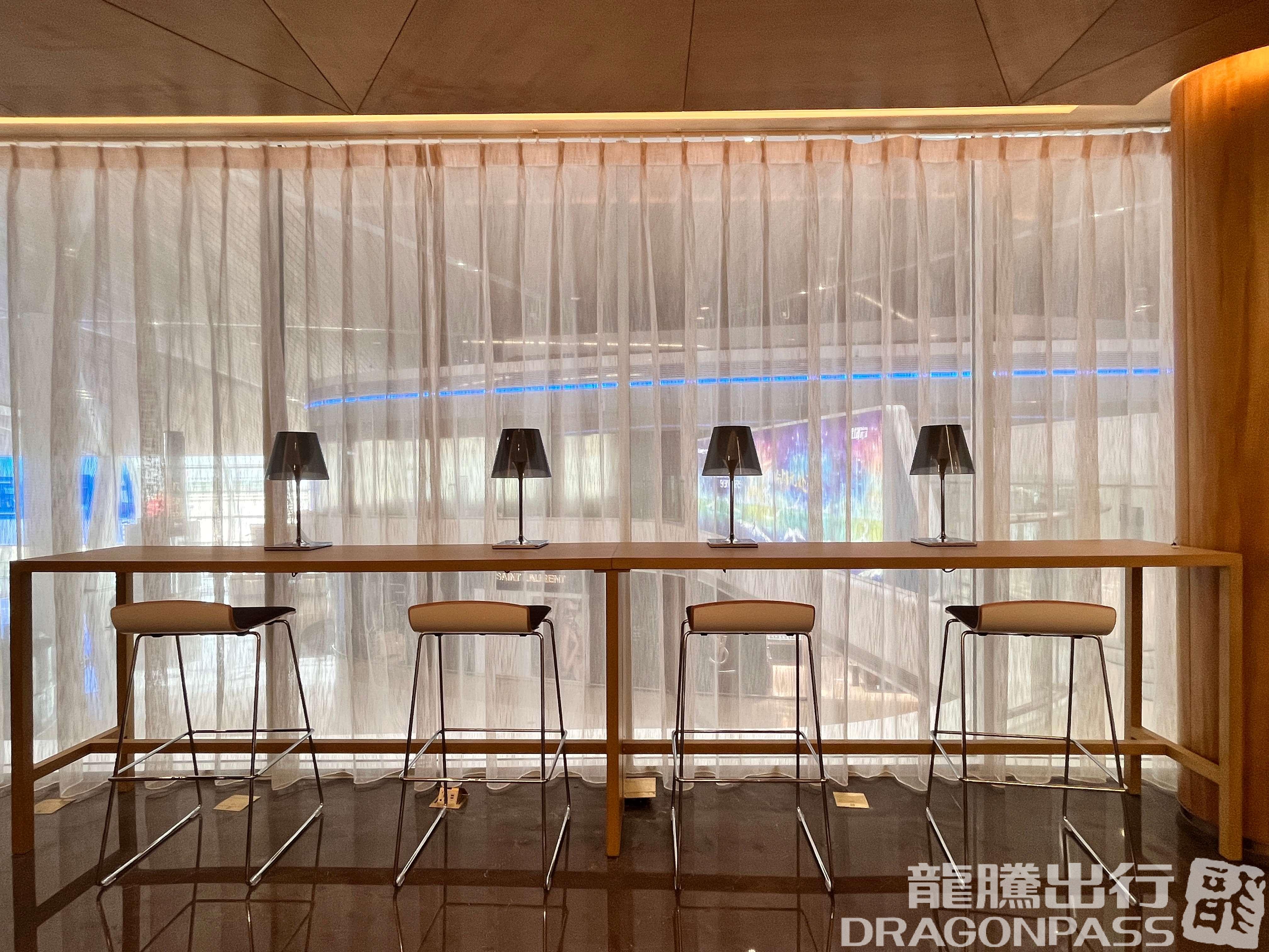 Бизнес-зал Shenzhen Airport domestic VIP lounge 3(T3 - Intl) в аэропорту Баоань (SZX)