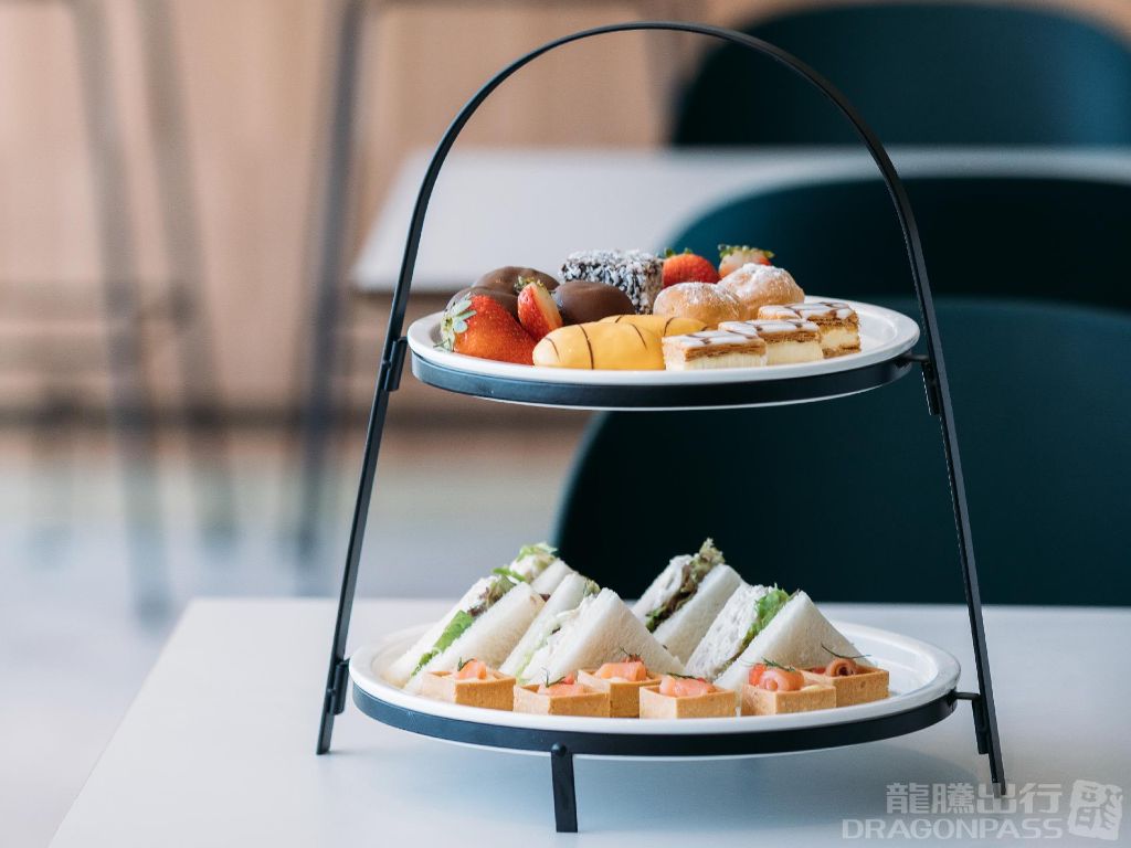 Бизнес-зал Plaza Premium Lounge в аэропорту Кингсфорд Смит (SYD)