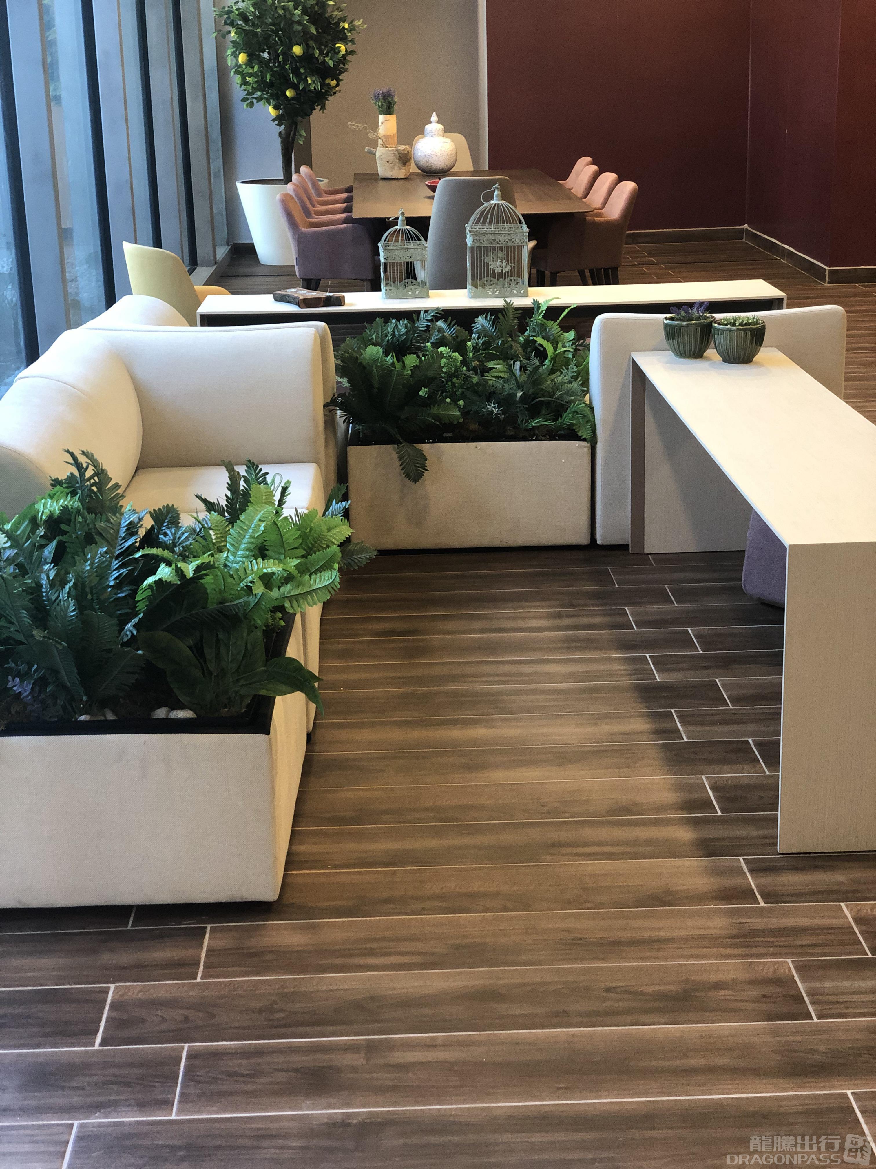 Бизнес-зал DLM LOUNGE в аэропорту Даламан (DLM)