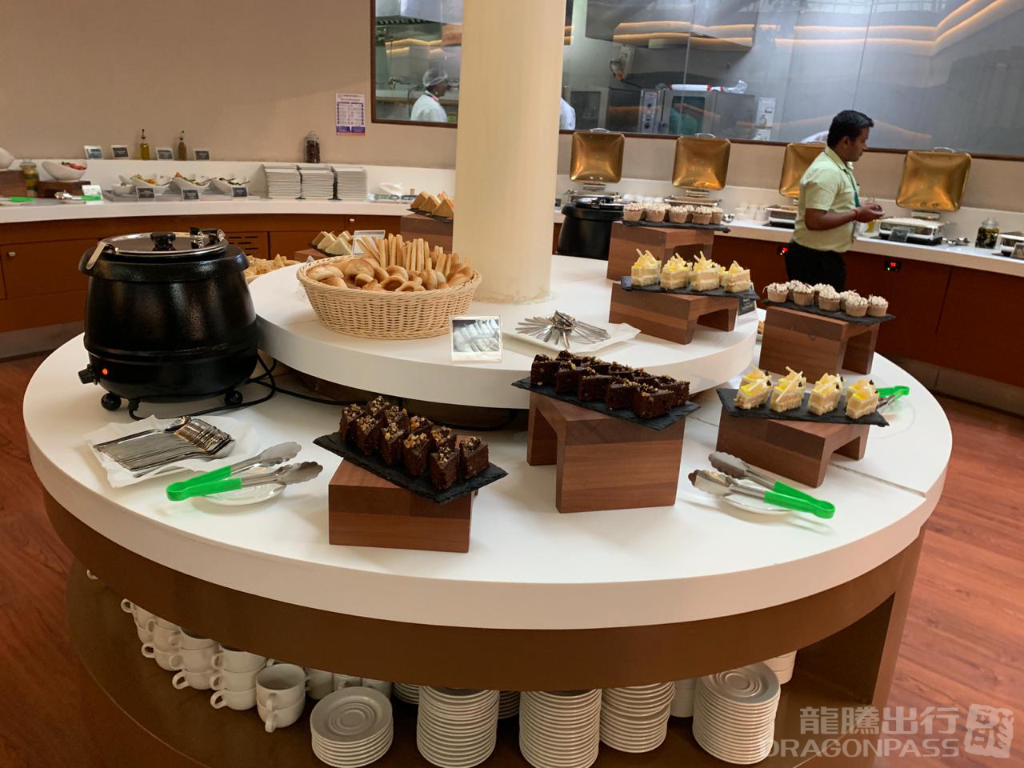 Бизнес-зал 080 Domestic Lounge в аэропорту Кемпегоуда (BLR)