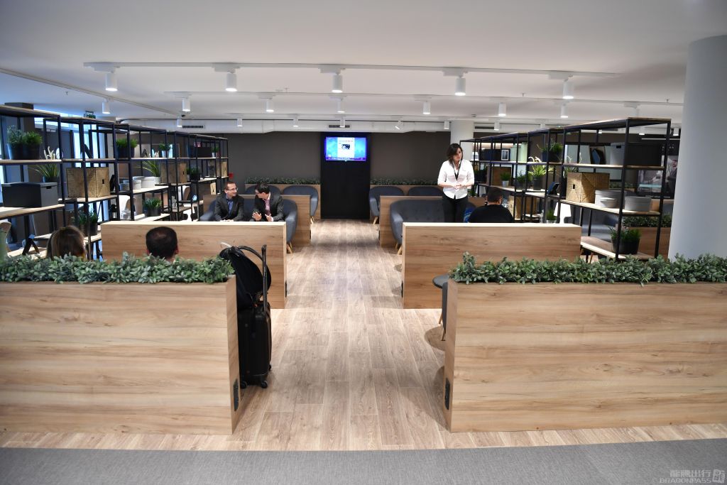 Бизнес-зал Premium Traveller Lounge в аэропорту Орли (ORY)