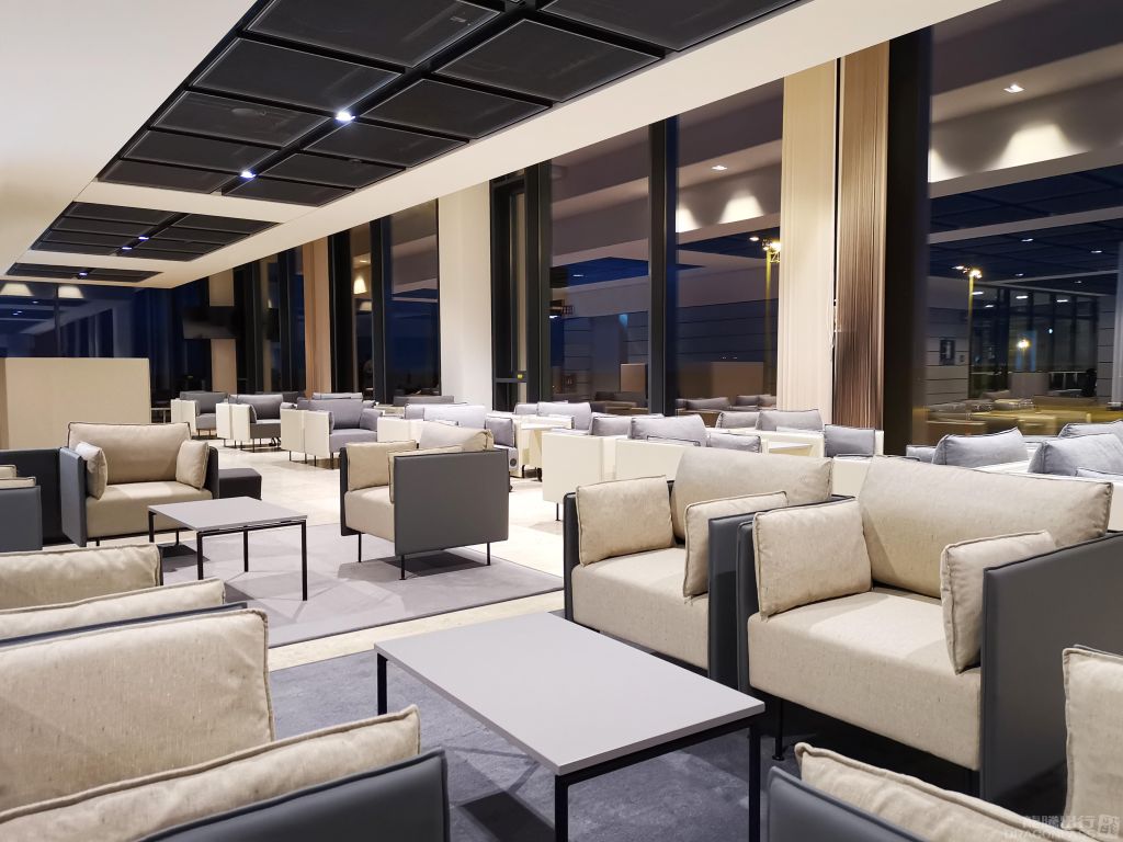 Бизнес-зал Lounge Tempelhof в аэропорту Бранденбург (BER)