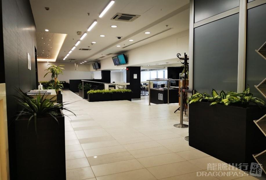 Бизнес-зал Airport Business Lounge в аэропорту Никола Тесла (BEG)