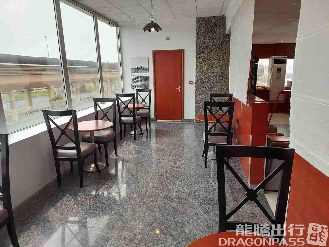 Бизнес-зал Air France Lounge в аэропорту Аэропорт Дуала (DLA)