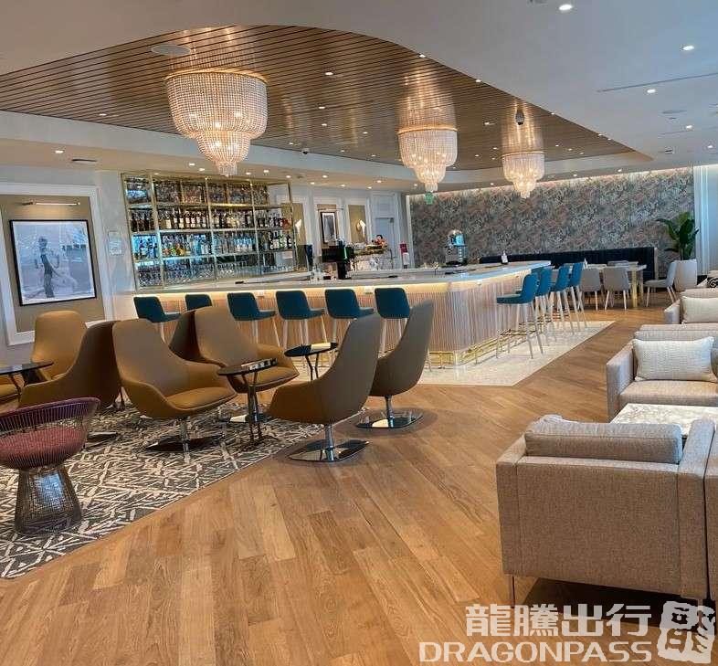 Бизнес-зал Primeclass Lounge в аэропорту Л.Ф. Уэйд (BDA)