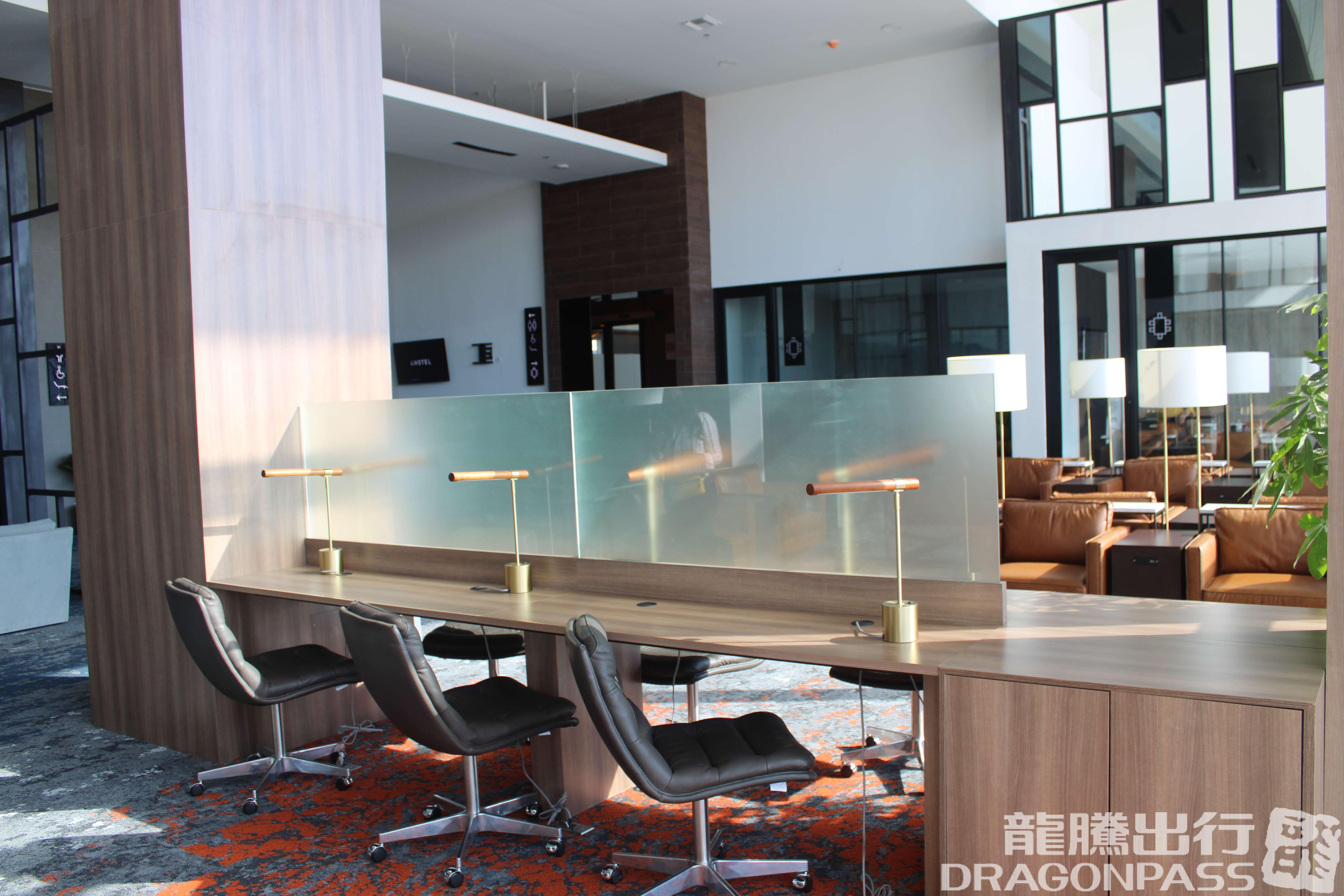 Бизнес-зал Sala VIP PIA в аэропорту Пальмерола (XPL)