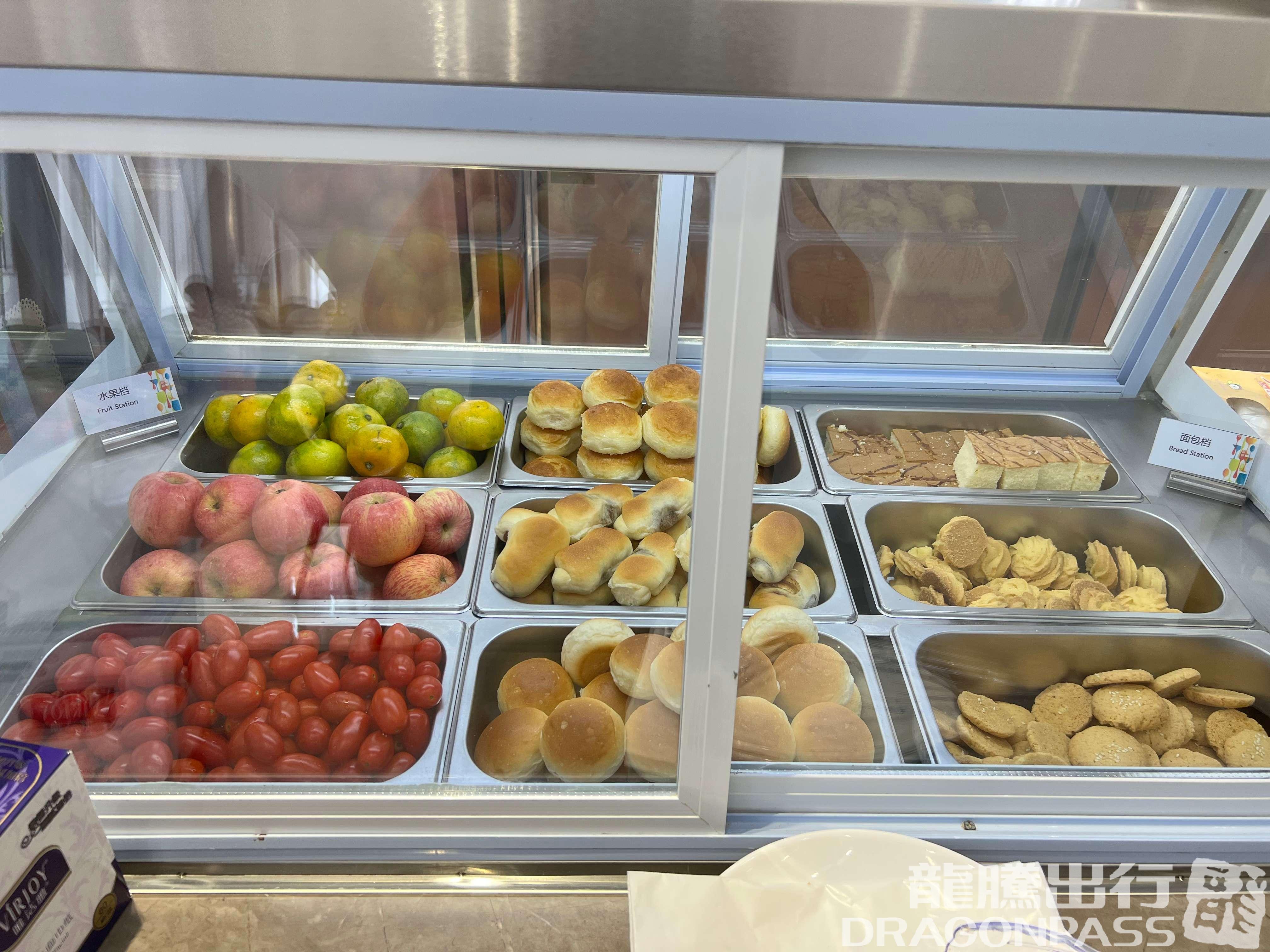 Бизнес-зал V3 First Class Lounge в аэропорту Санья Феникс (SYX)