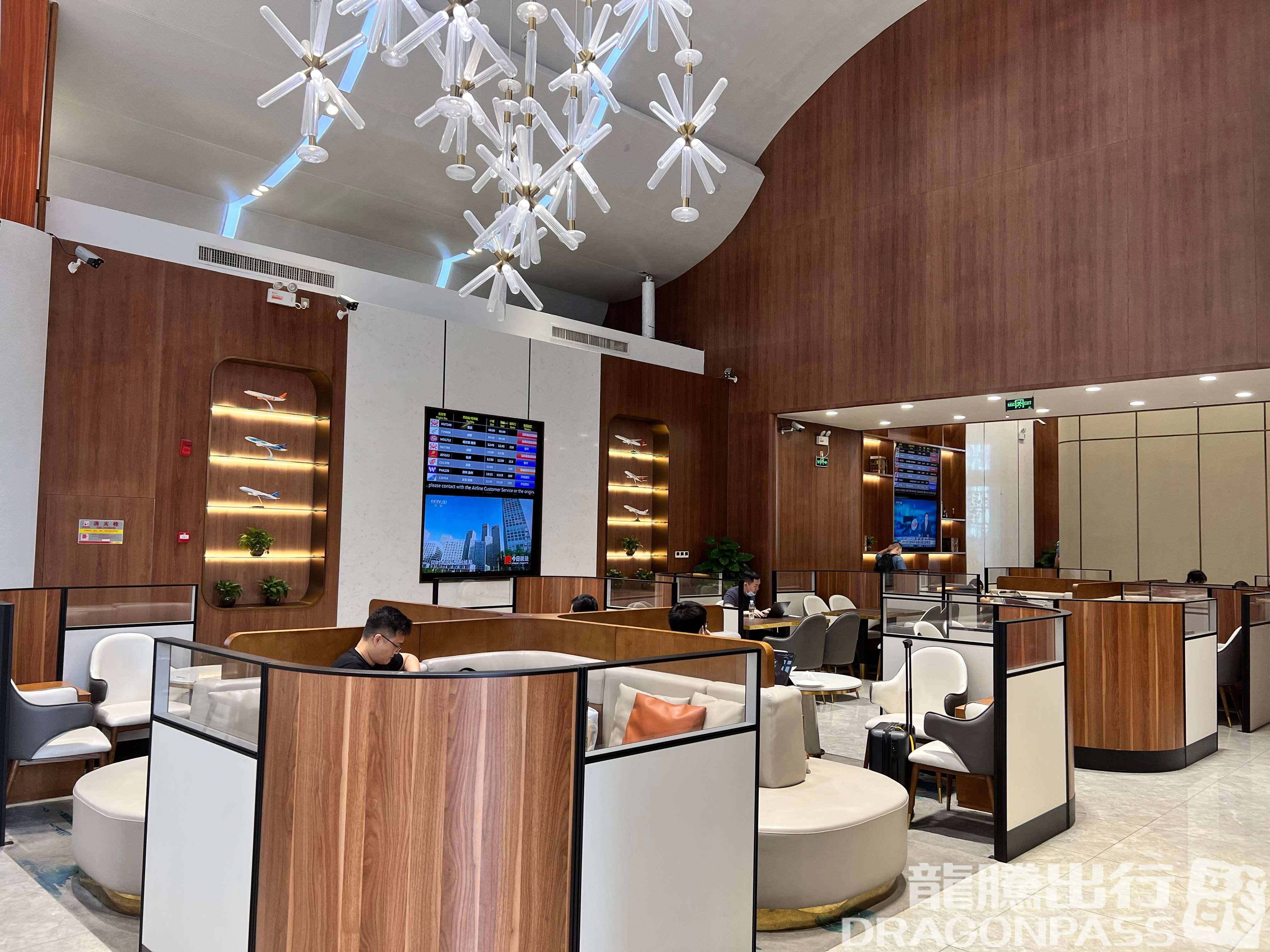 Бизнес-зал V3 First Class Lounge в аэропорту Санья Феникс (SYX)