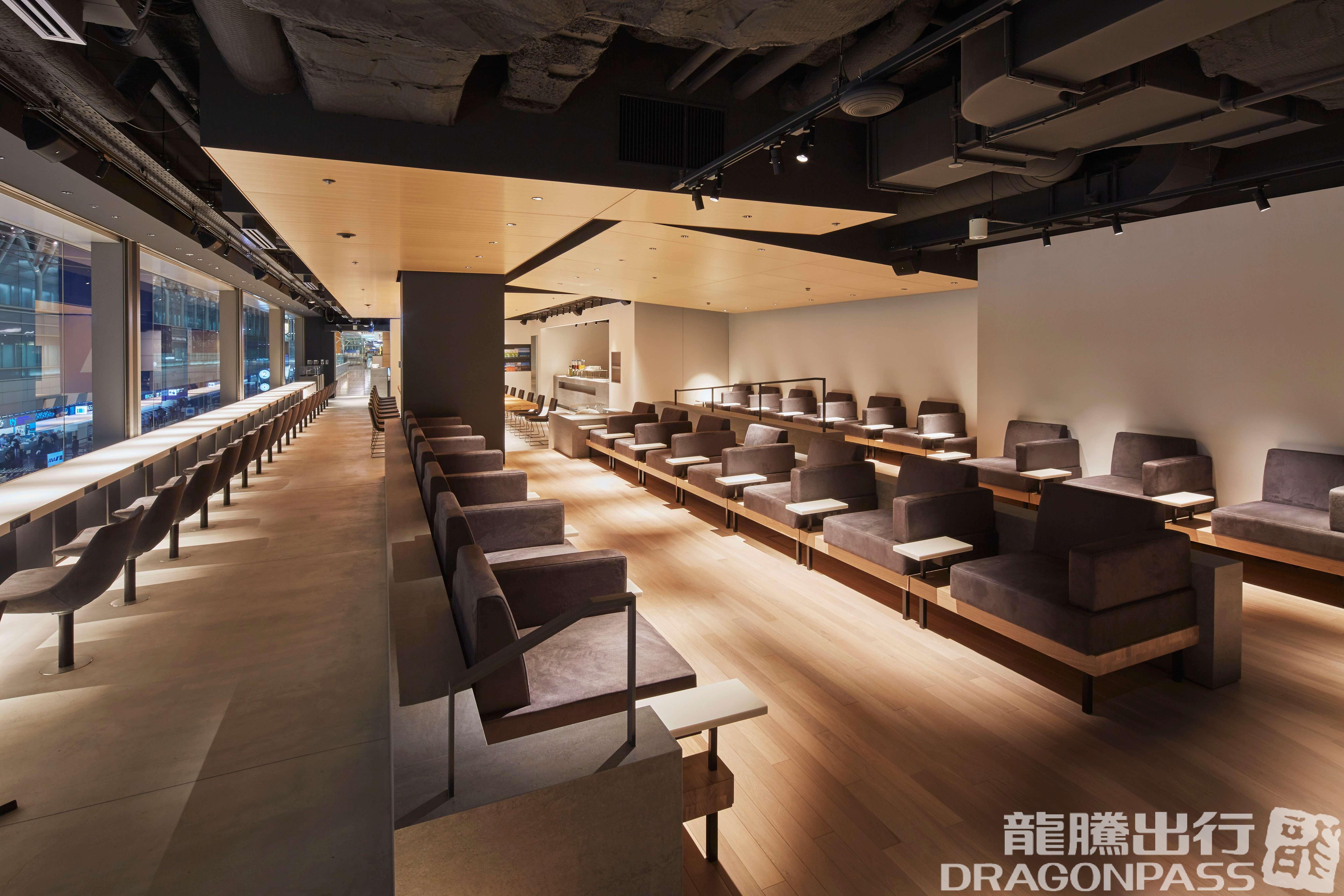 Бизнес-зал POWER LOUNGE CENTRAL(T2) в аэропорту Ханеда (HND)