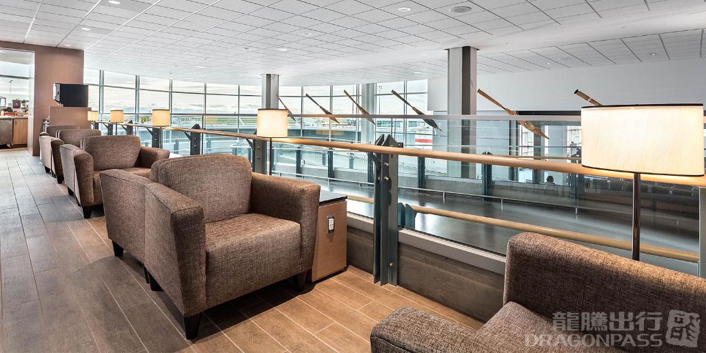 Бизнес-зал Plaza Premium Lounge (Pier C) в аэропорту Ванкувер (YVR)
