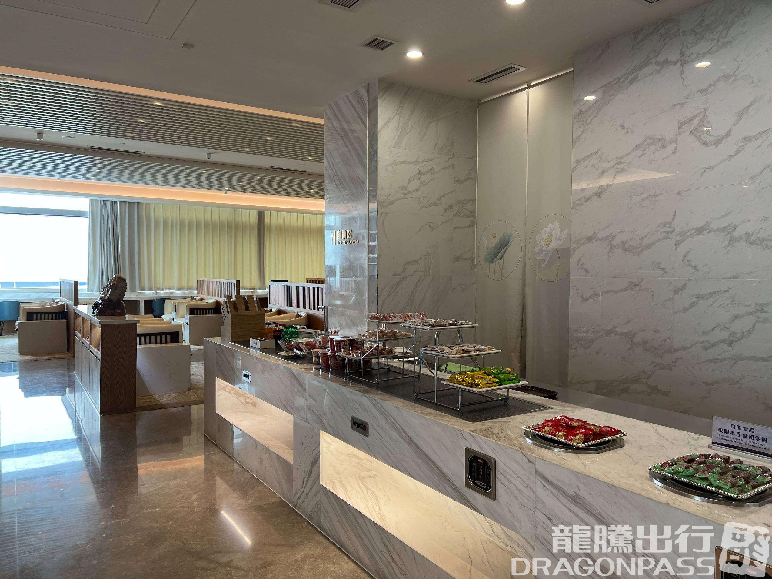 Бизнес-зал First Class VIP Room No. 18 (T2 International) в аэропорту Чанша Хуанхуа (CSX)