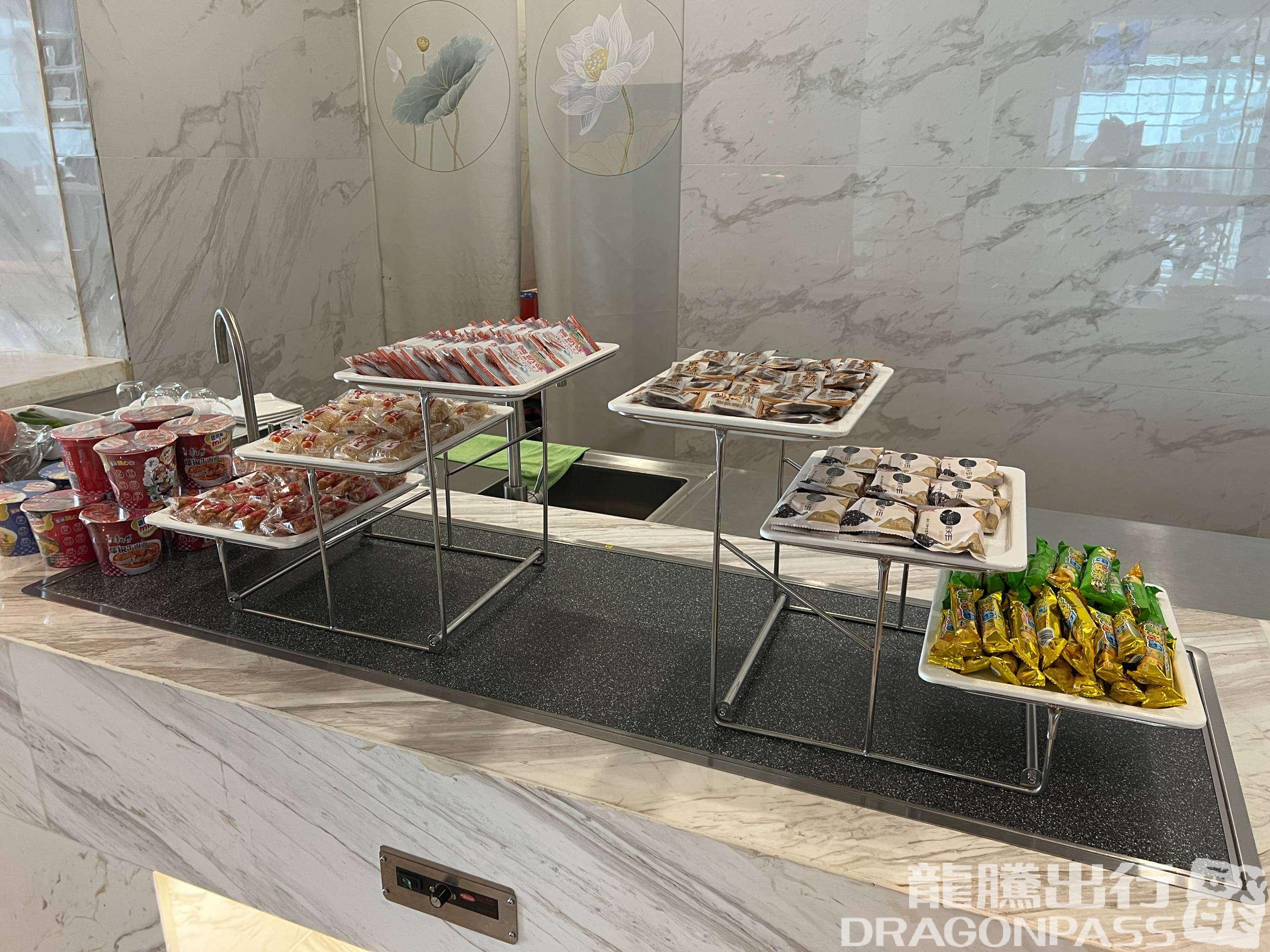 Бизнес-зал First Class VIP Room No. 18 (T2 International) в аэропорту Чанша Хуанхуа (CSX)