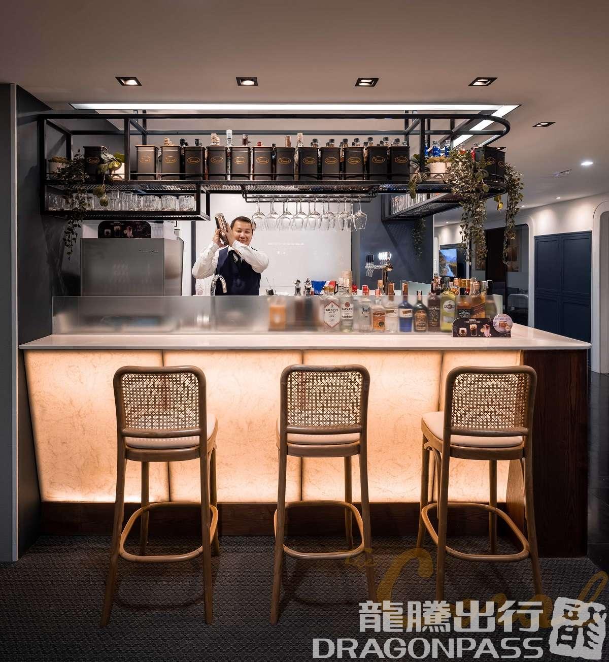 Бизнес-зал The Coral Finest Business Class Lounge в аэропорту Суварнабхуми (BKK)